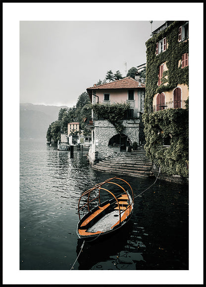 View Of The City From Lake Como Plakat