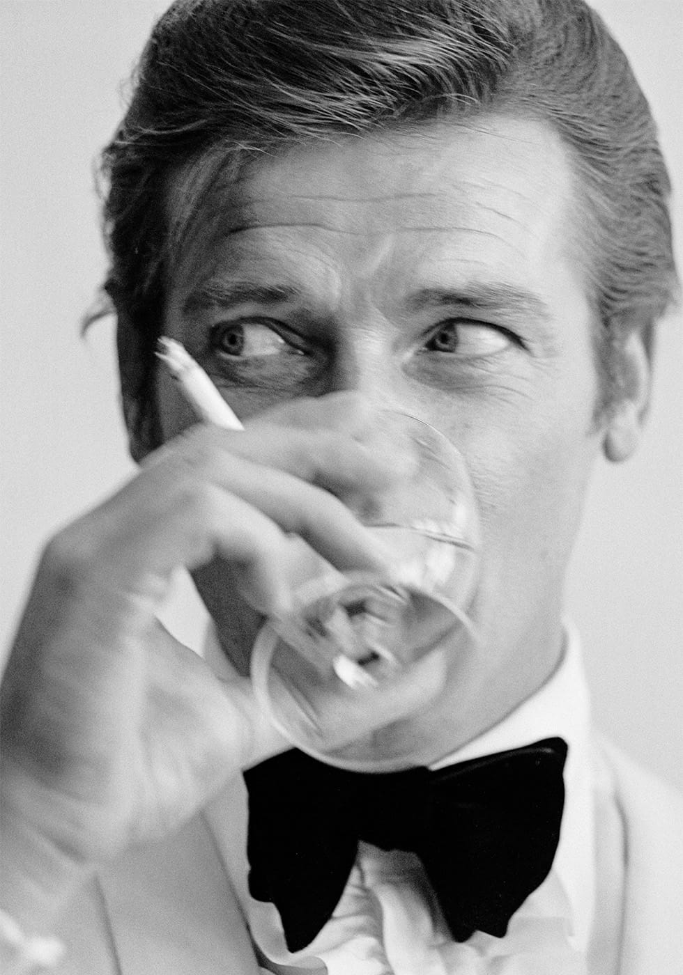 Roger Moore Plakat